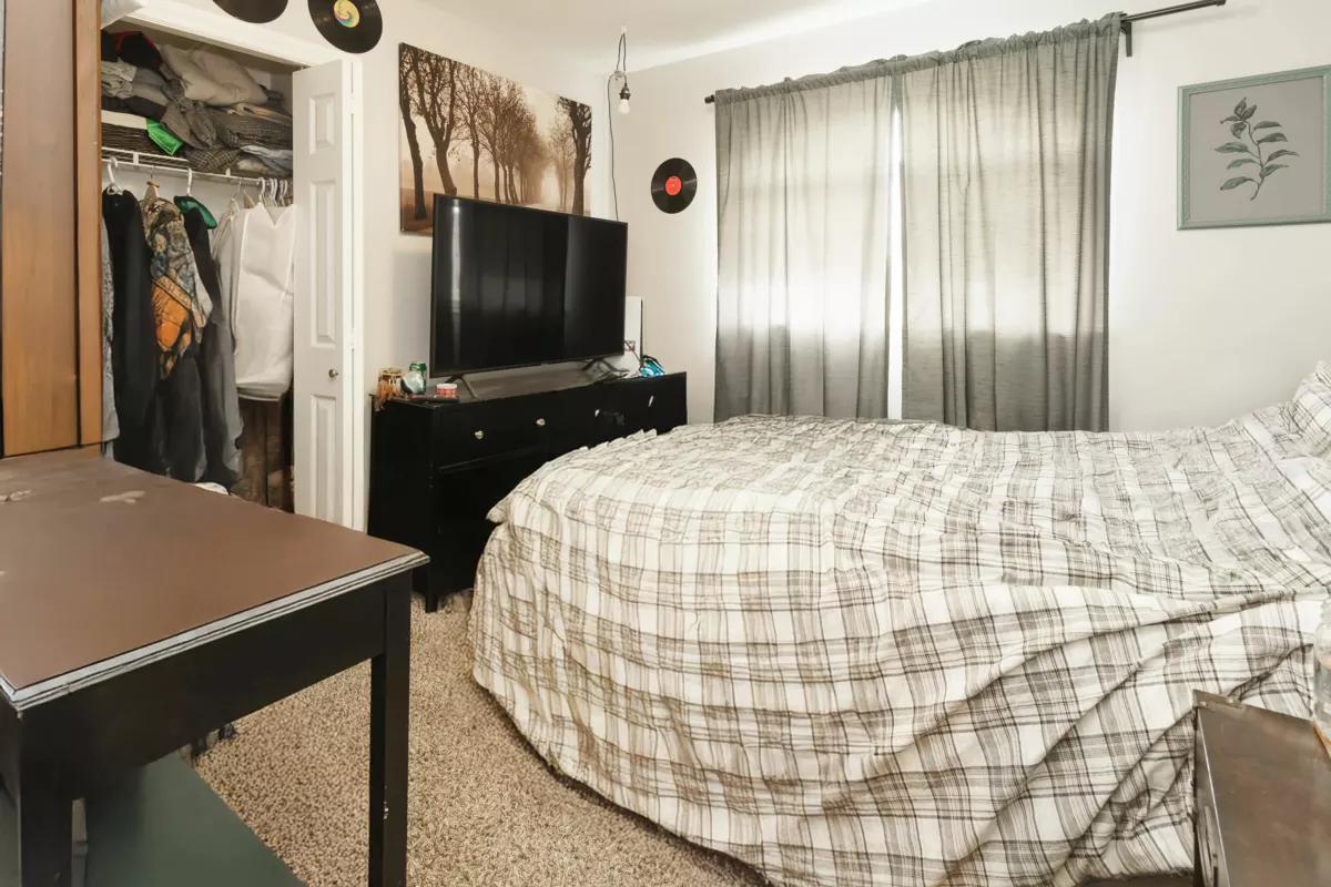 Primary Bathroom Photo of 13 5415 Peach Road, Chilliwack, BC