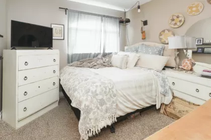 Walk-In Closet Photo of 13 5415 Peach Road, Chilliwack, BC