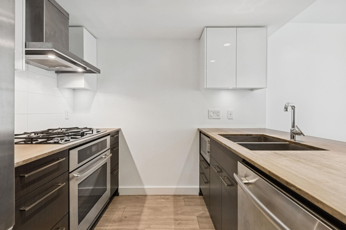 Family Room Photo of 816 1618 Quebec Street, Vancouver, BC