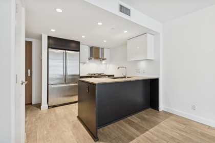 816 1618 Quebec Street, Vancouver, BC