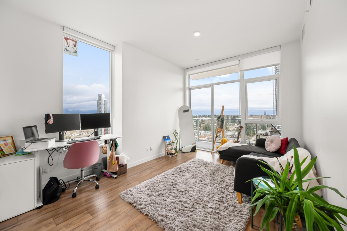 Dining Area Photo of 2802 13428 105 Avenue, Surrey, BC
