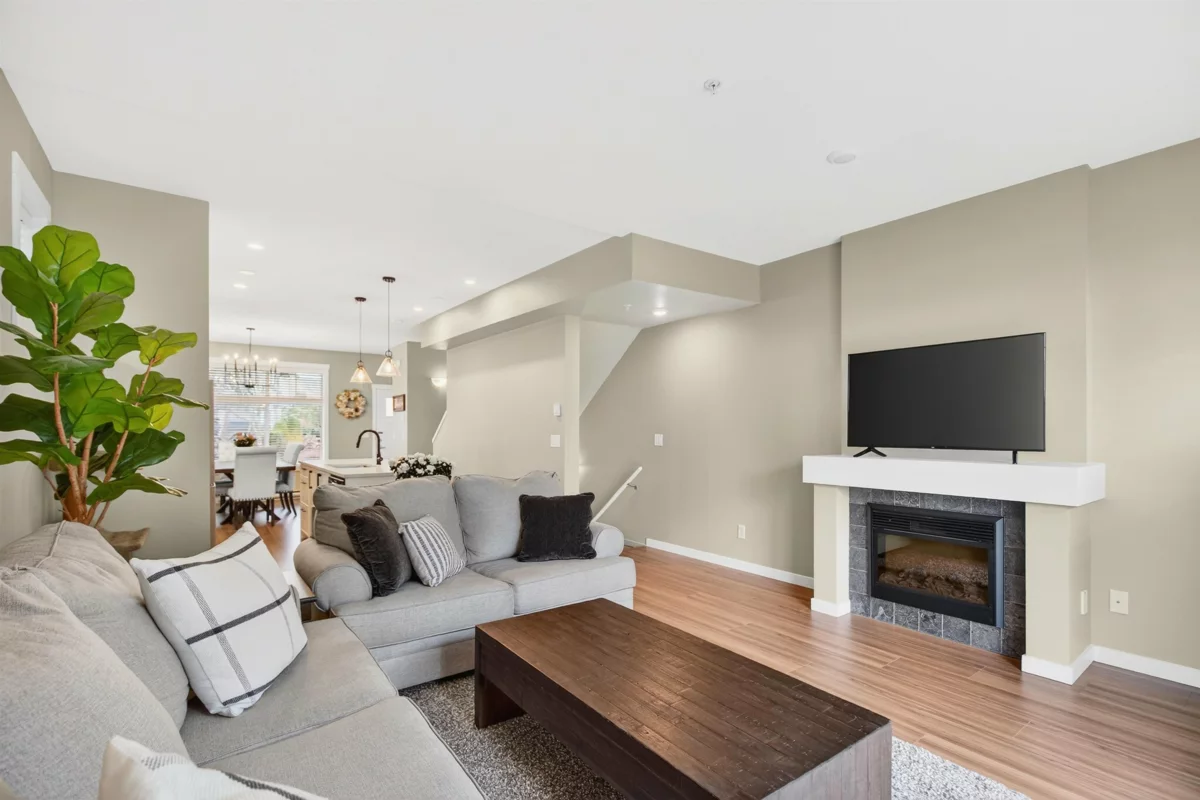 Walk-In Closet Photo of 110 13819 232 Street, Maple Ridge, BC