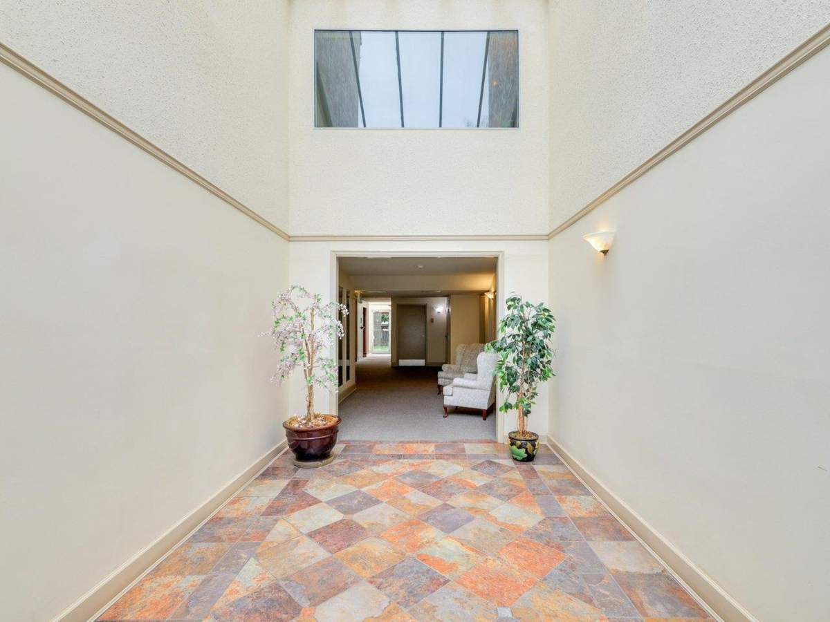 Front Yard Photo of 255 1440 Garden Place, Delta, BC