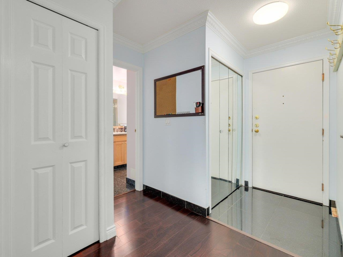 Laundry Room Photo of 255 1440 Garden Place, Delta, BC