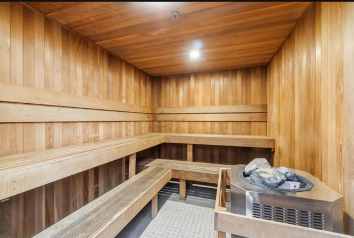 Backyard Photo of 1909 2955 Atlantic Avenue, Coquitlam, BC