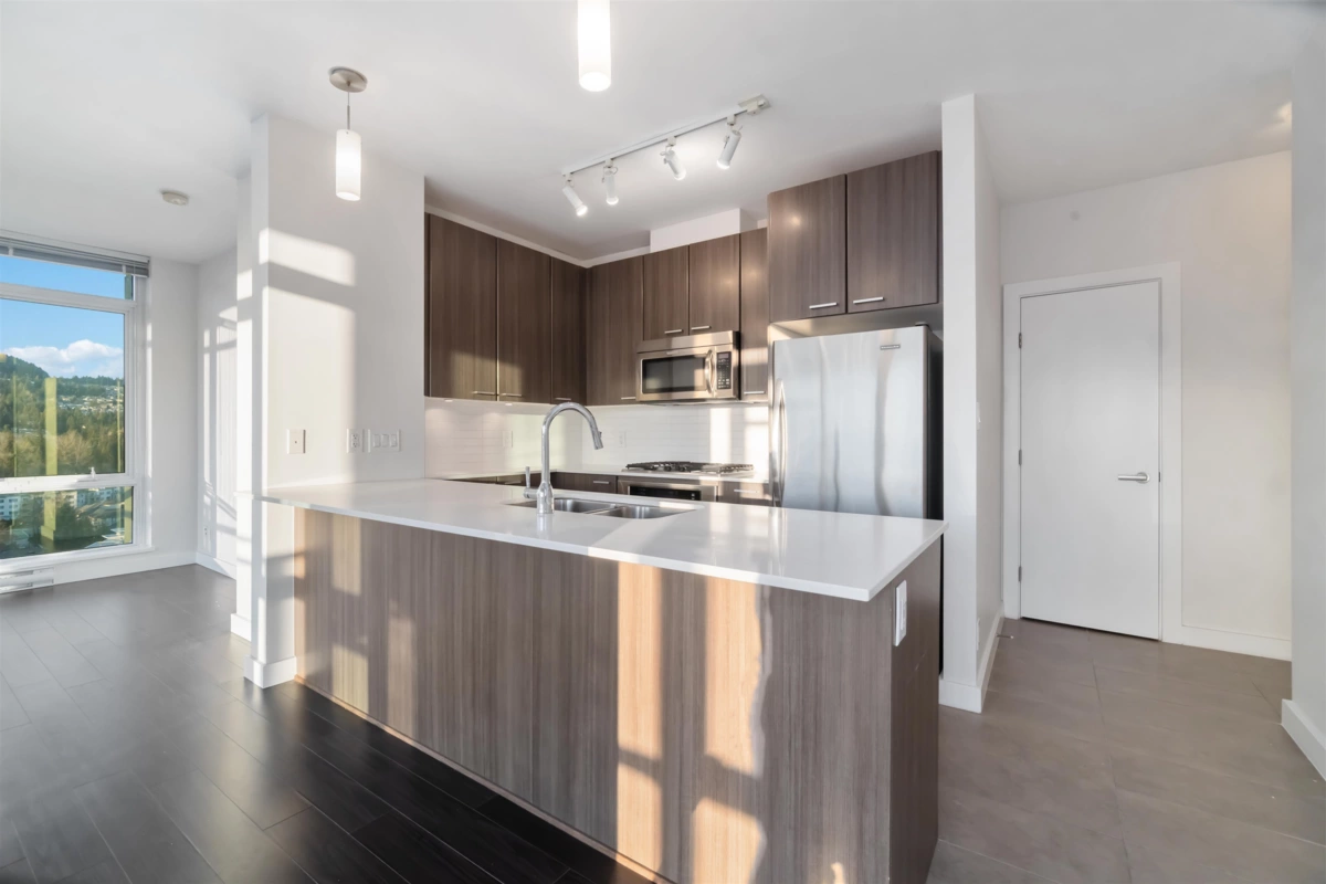 Entry Foyer Photo of 1909 2955 Atlantic Avenue, Coquitlam, BC