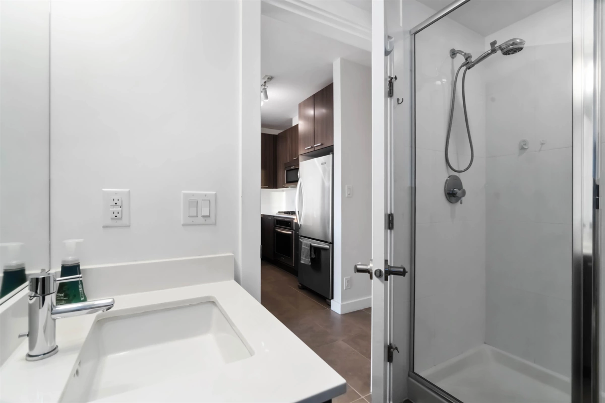 Exterior Rear Photo of 1909 2955 Atlantic Avenue, Coquitlam, BC