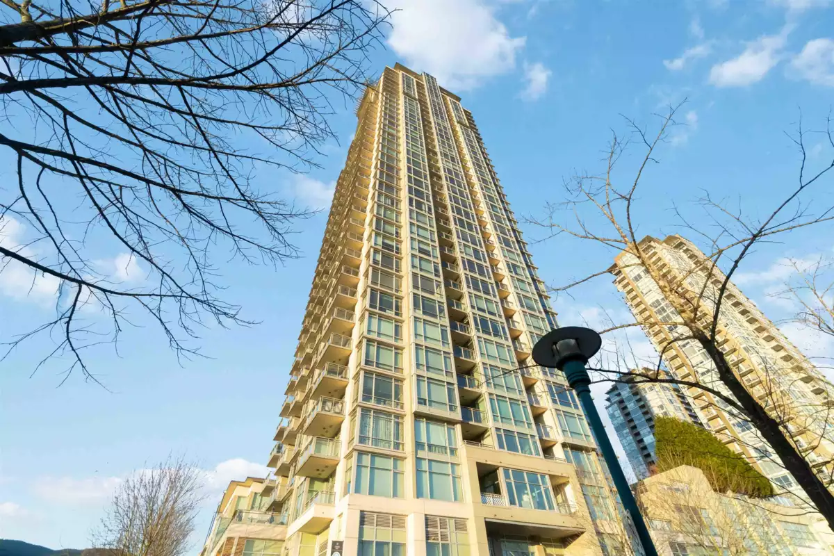 Hallway Photo of 1909 2955 Atlantic Avenue, Coquitlam, BC
