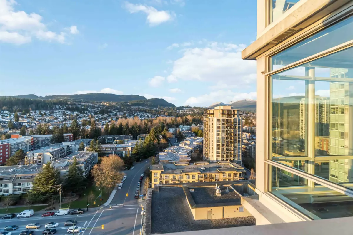 Mudroom Photo of 1909 2955 Atlantic Avenue, Coquitlam, BC
