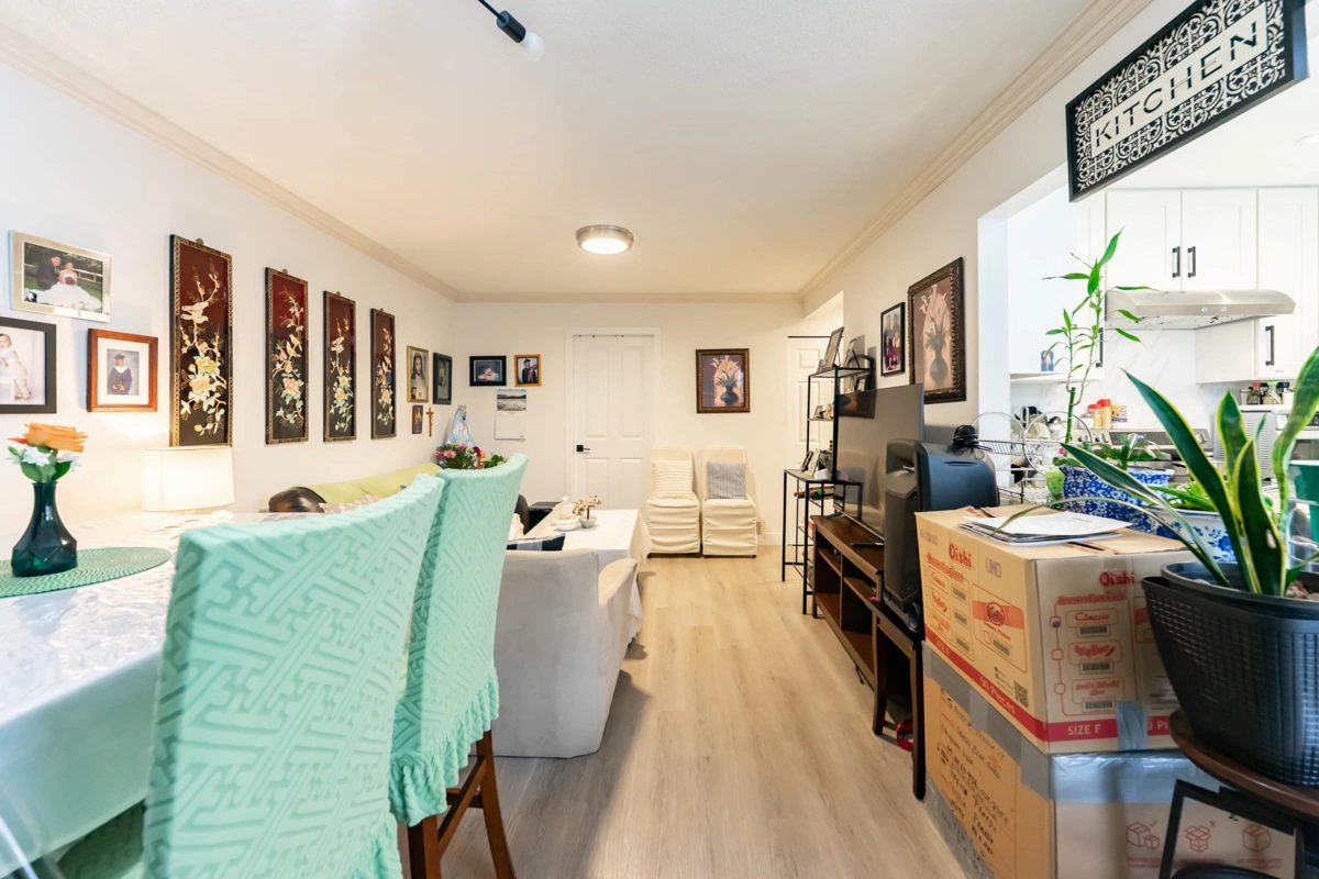 Bedroom 3 Photo of 15098 98a Avenue, Surrey, BC