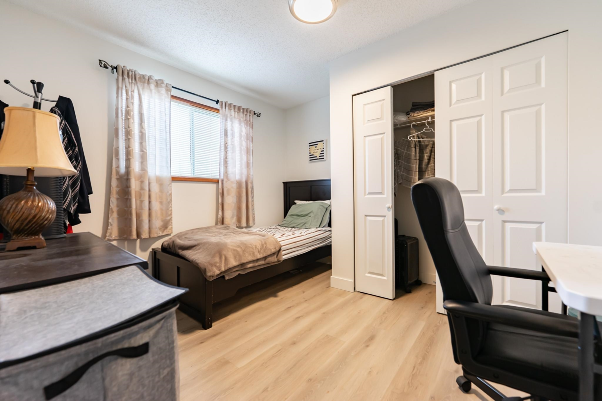 Garage Interior Photo of 15098 98a Avenue, Surrey, BC