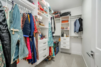 Mudroom Photo of 11120 84 Avenue, Delta, BC