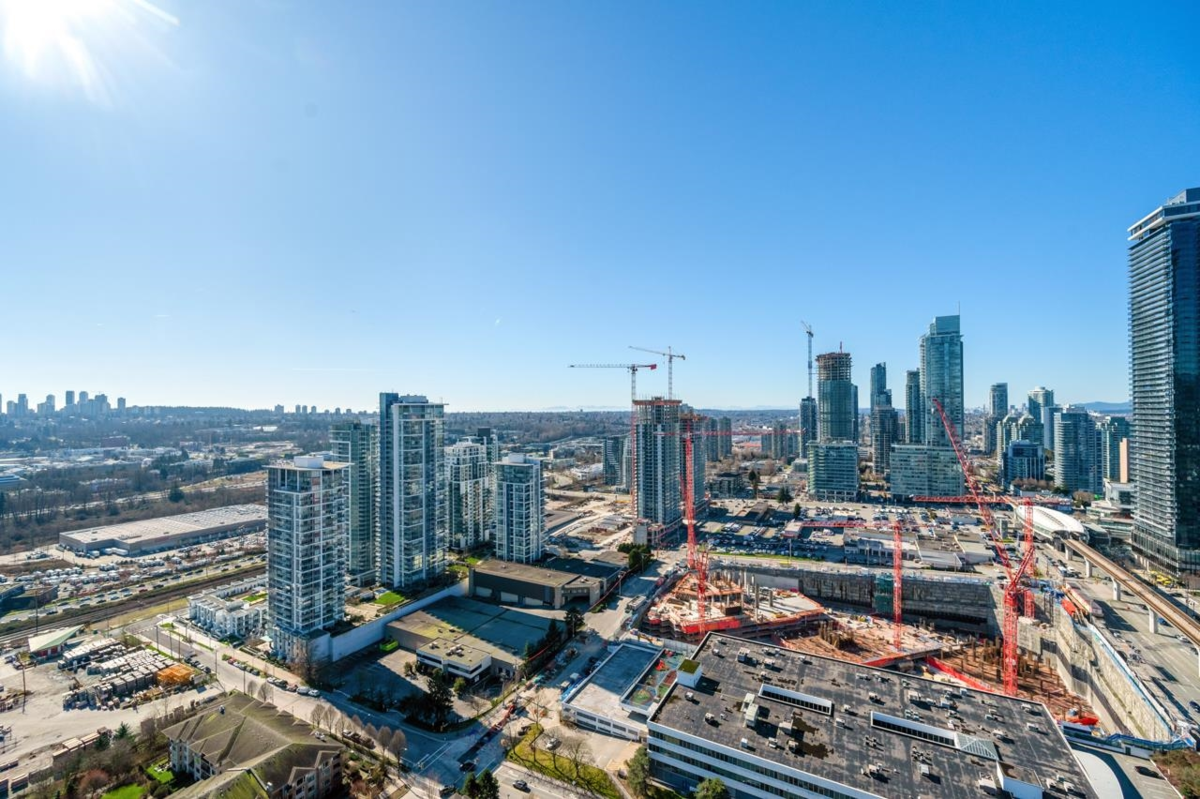 Entry Foyer Photo of 3201 4720 Lougheed Highway, Burnaby, BC