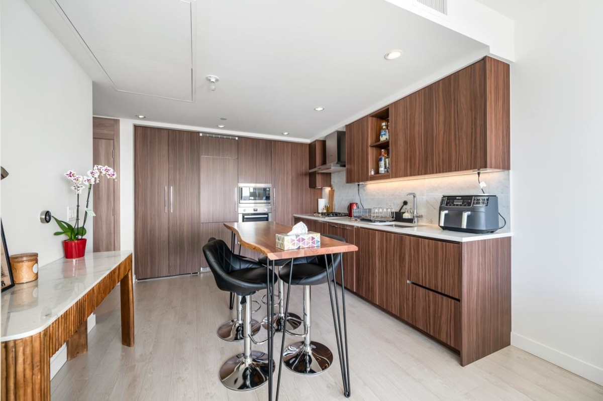 Family Room Photo of 3201 4720 Lougheed Highway, Burnaby, BC