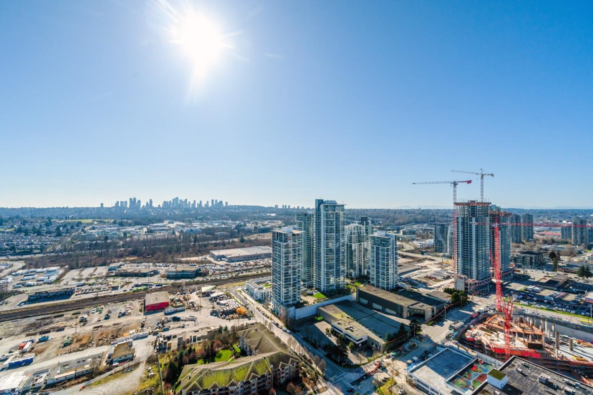 Hallway Photo of 3201 4720 Lougheed Highway, Burnaby, BC