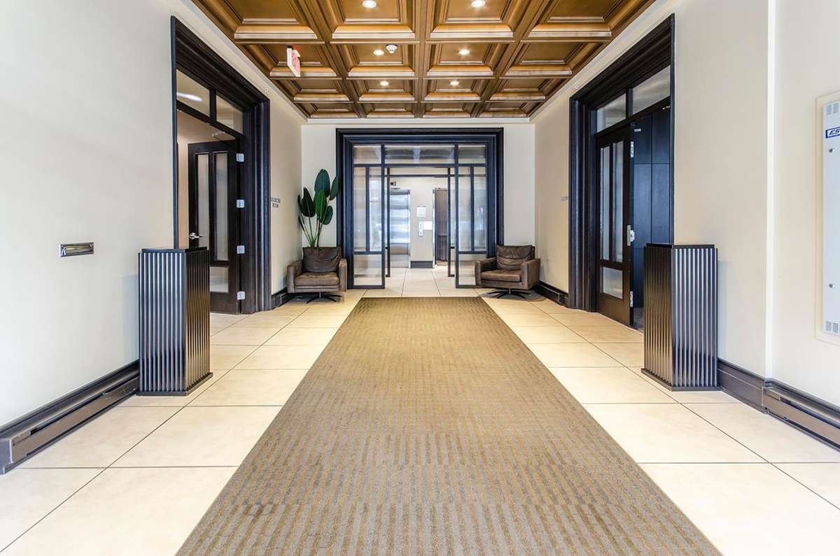 Mudroom Photo of 1105 170 W 1st Street, North Vancouver, BC