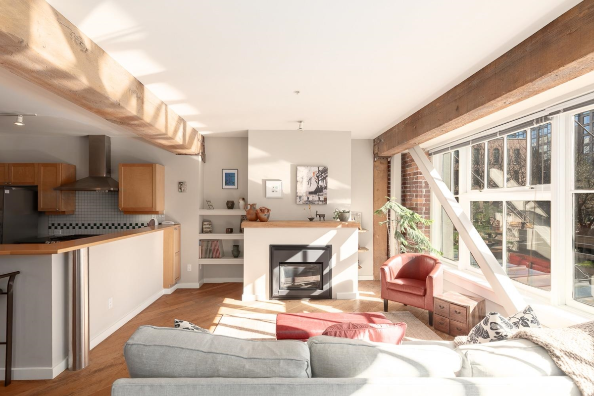 Family Room Photo of 207 1178 Hamilton Street, Vancouver, BC