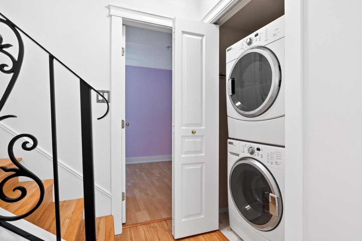 Front Yard Photo of 60 3436 Terra Vita Place, Vancouver, BC