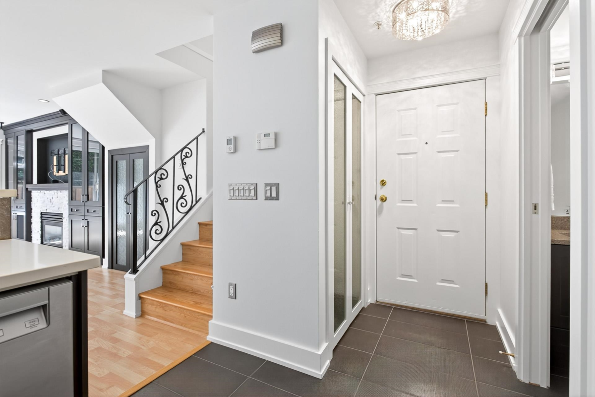 Kitchen Photo of 60 3436 Terra Vita Place, Vancouver, BC