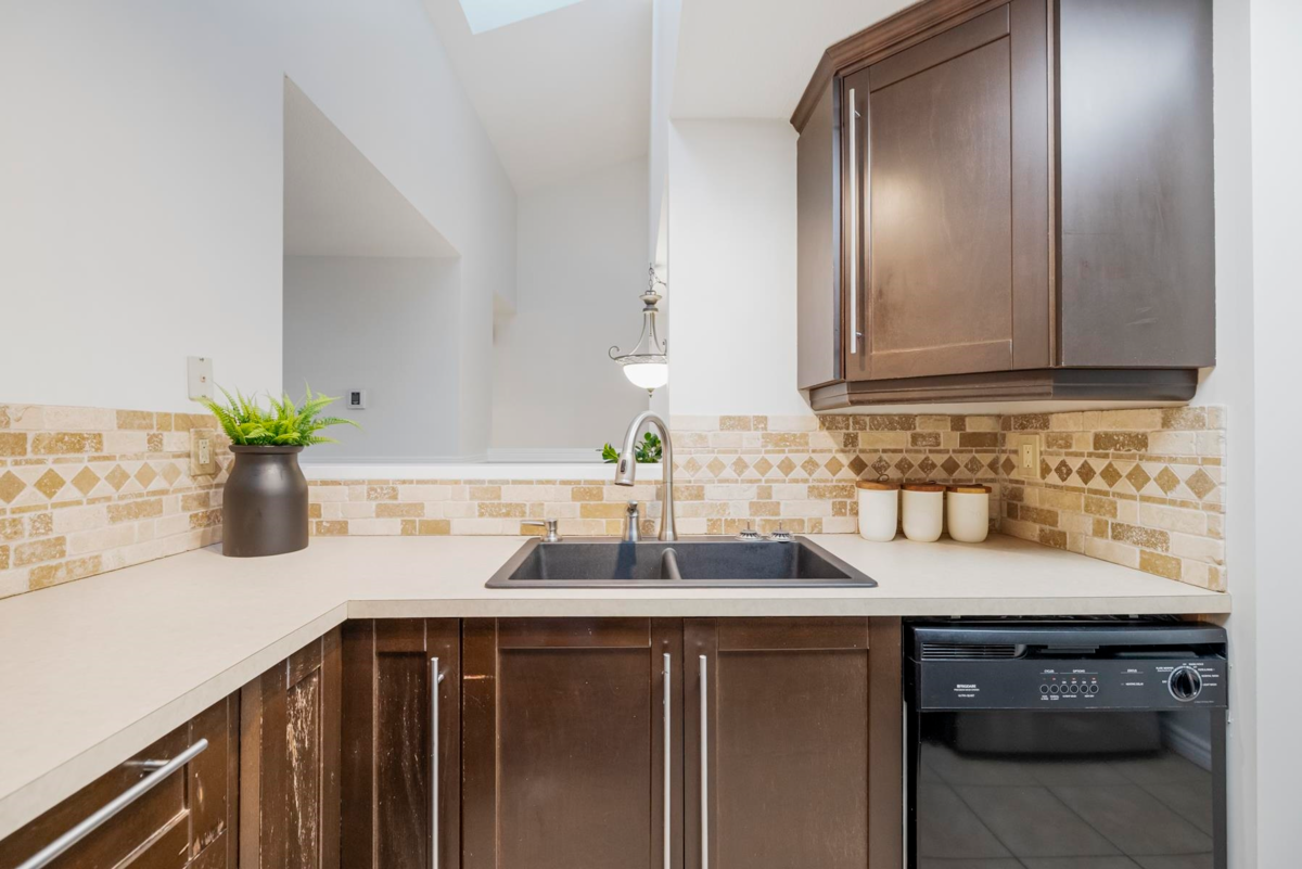 Bedroom 2 Photo of 19452 61 Avenue, Surrey, BC