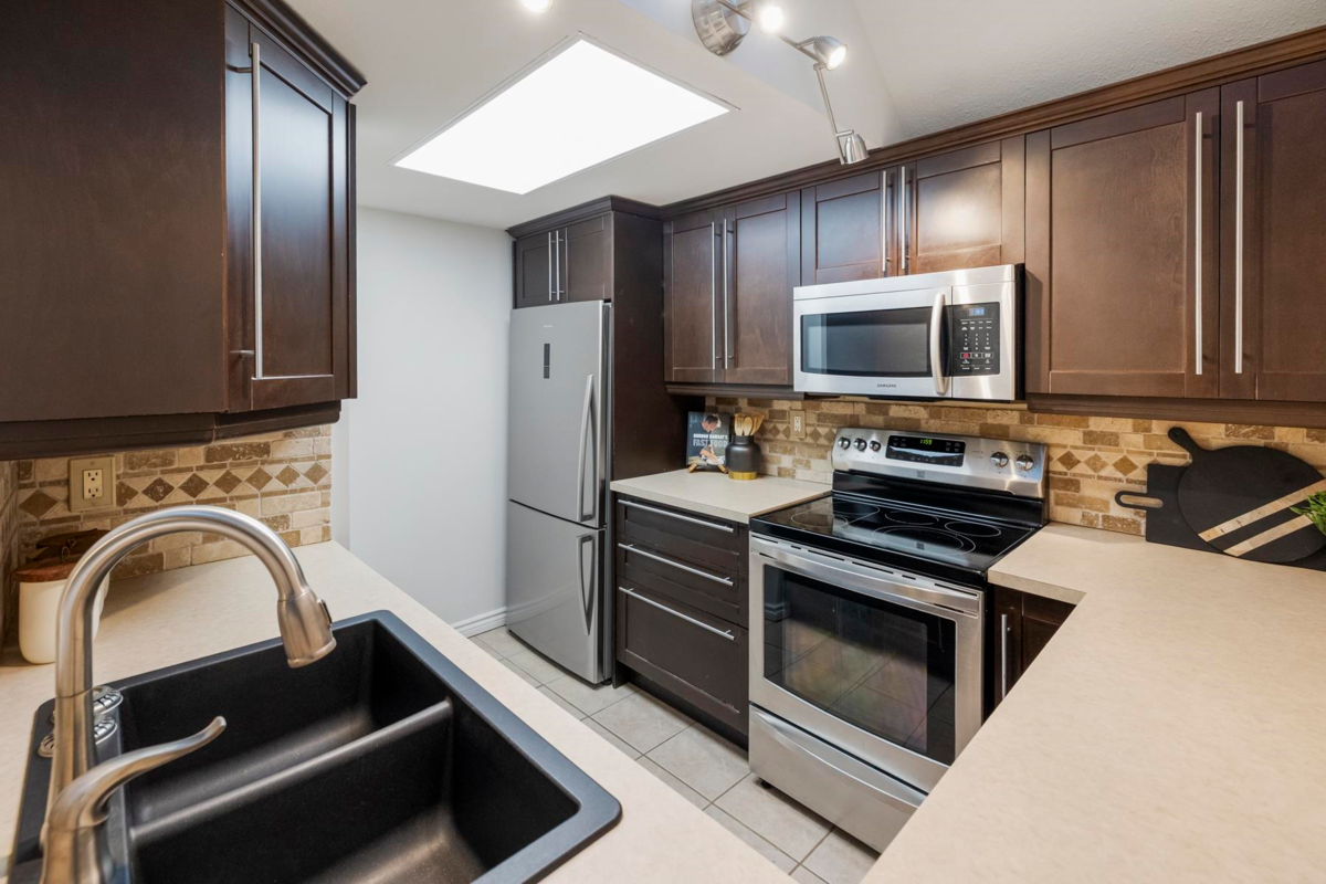 Bedroom 4 Photo of 19452 61 Avenue, Surrey, BC