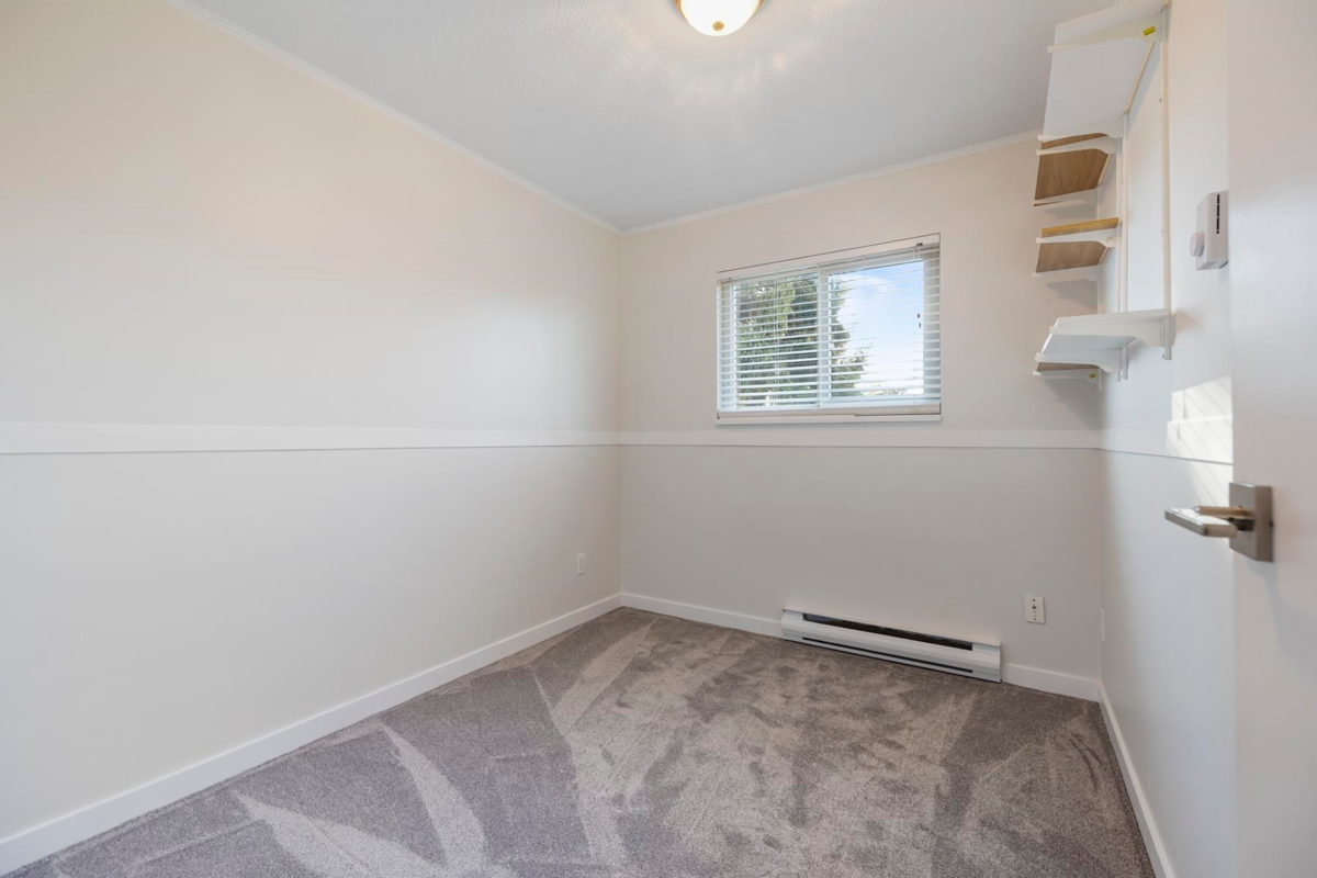 Outdoor Deck Photo of 19452 61 Avenue, Surrey, BC