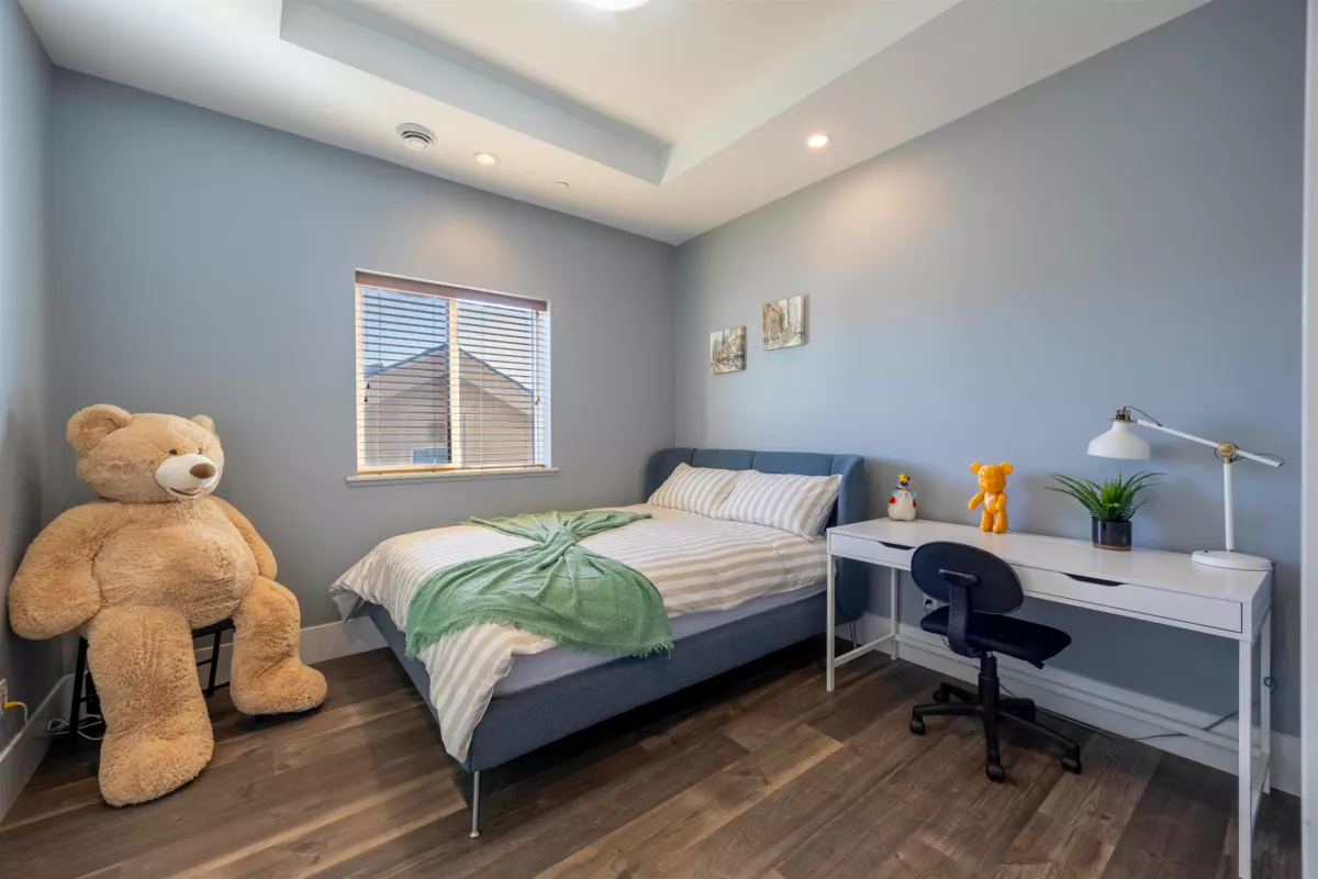 Entry Foyer Photo of 3123 E 7th Avenue, Vancouver, BC