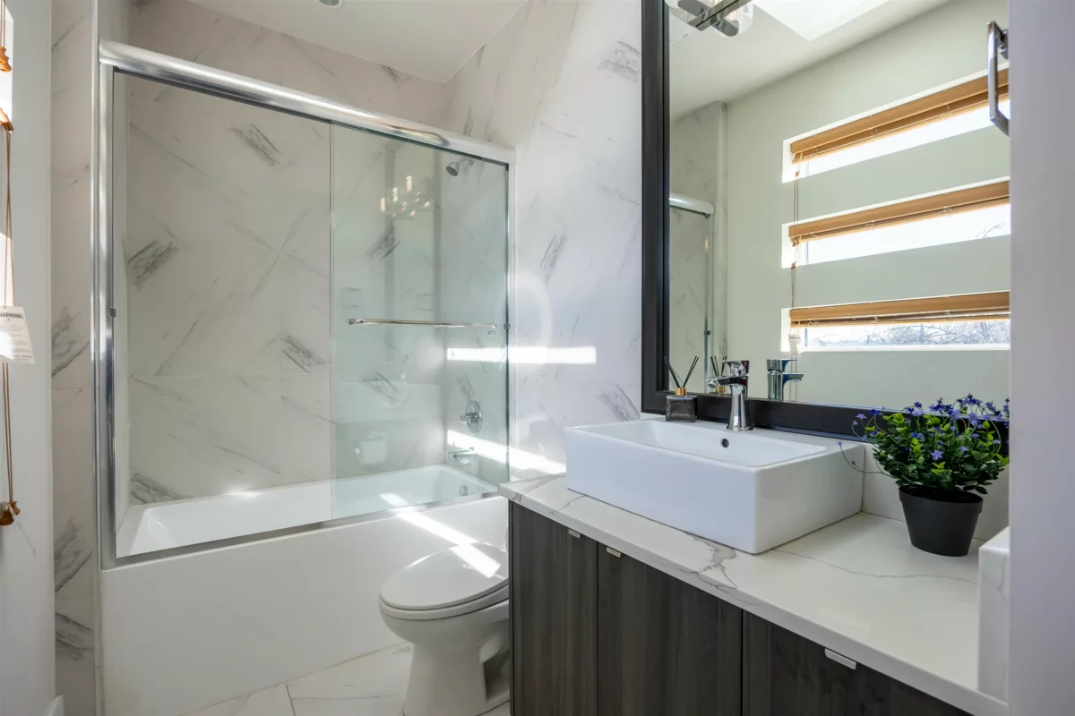 Mudroom Photo of 3123 E 7th Avenue, Vancouver, BC