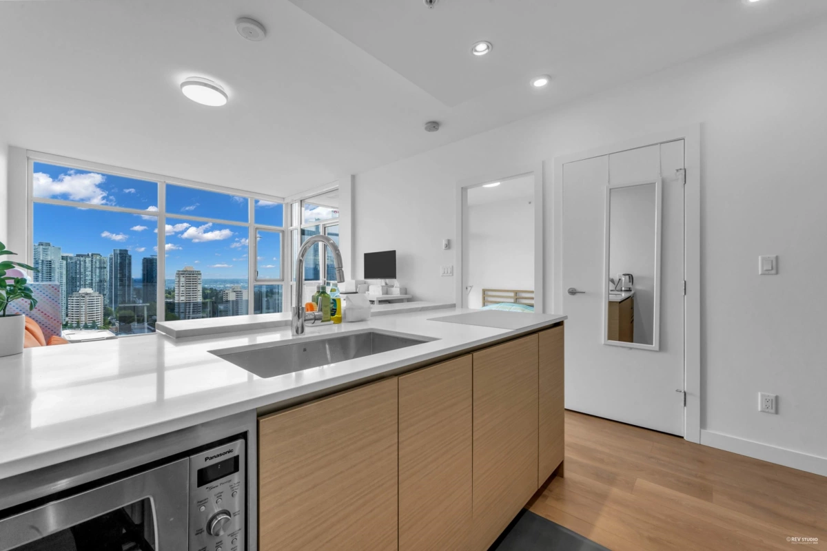 Family Room Photo of 2701 4670 Assembly Way, Burnaby, BC