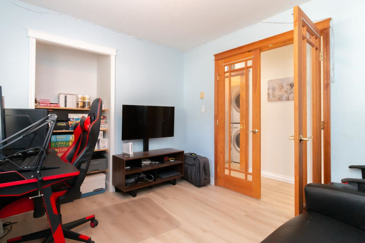 Bedroom 2 Photo of 40409 Perth Drive, Squamish, BC