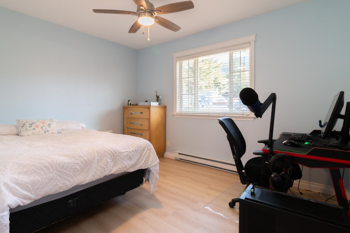 Bedroom 4 Photo of 40409 Perth Drive, Squamish, BC