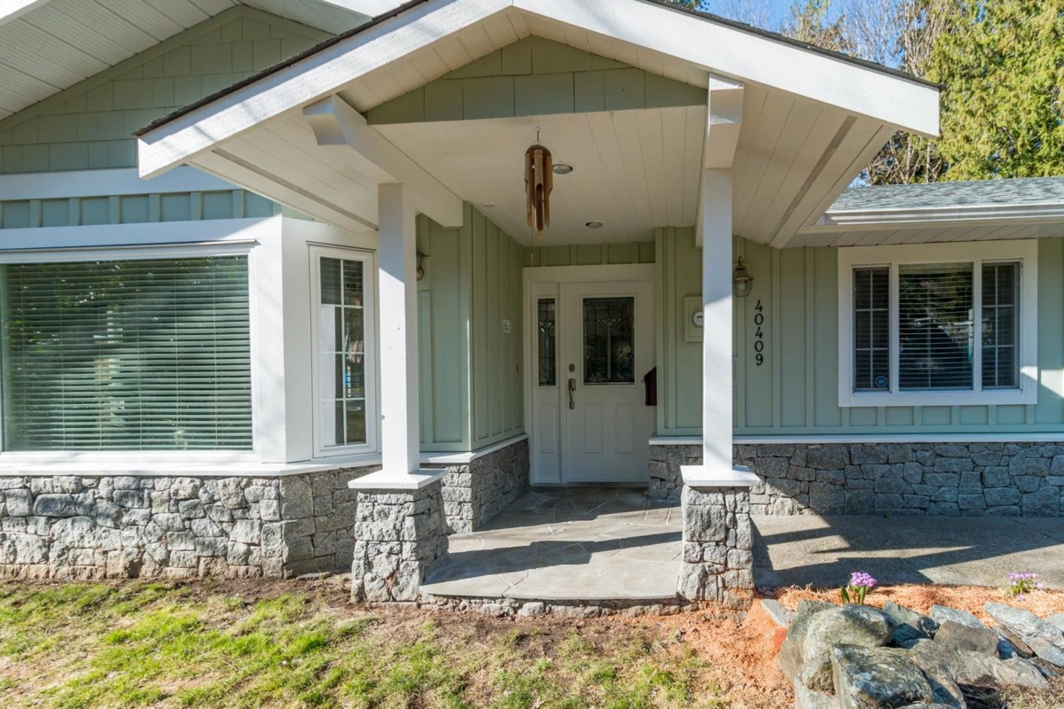 Hot Tub / Spa Photo of 40409 Perth Drive, Squamish, BC