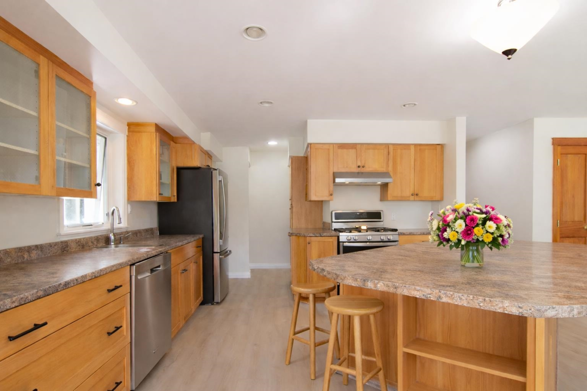 Pantry Photo of 40409 Perth Drive, Squamish, BC