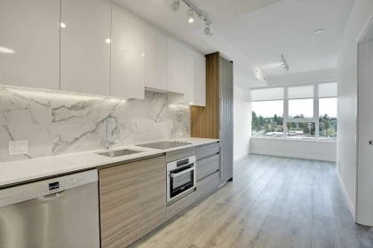 1202 10626 City Parkway, Surrey, BC, Surrey — Apartment/Condo for sale