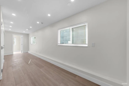 Basement Recreation Room Photo of 238 E 28th Street, North Vancouver, BC