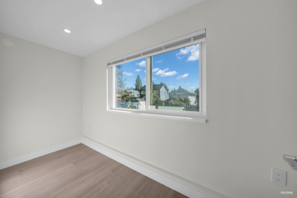 Walk-In Closet Photo of 238 E 28th Street, North Vancouver, BC