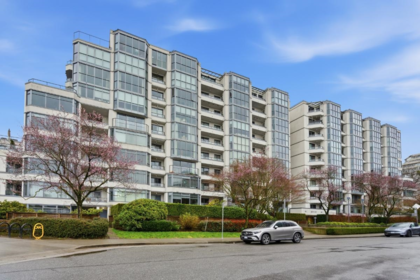813 456 Moberly Road, Vancouver, BC, Vancouver — Apartment/Condo for sale