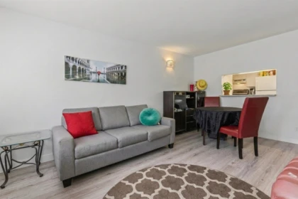107 4990 Mcgeer Street, Vancouver, BC, Vancouver — Apartment/Condo for sale