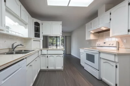 Walk-In Closet Photo of 73 32718 Garibaldi Drive, Abbotsford, BC