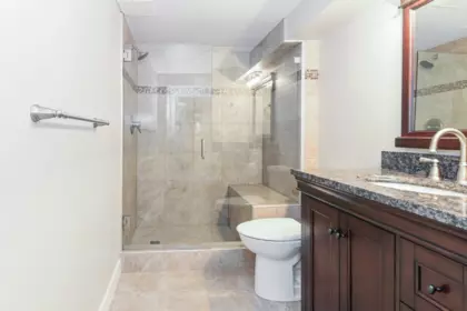 Entry Foyer Photo of 9740 210 Street, Langley, BC