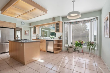 6034 Collingwood Place, Vancouver, BC, Vancouver — Single Family Residence for sale