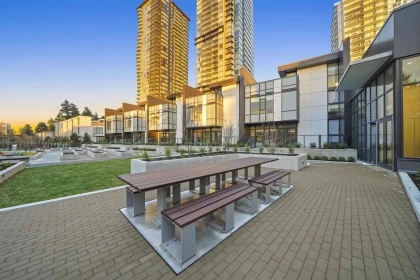 Garden / Landscaping Photo of 2503 6699 Dunblane Avenue, Burnaby, BC