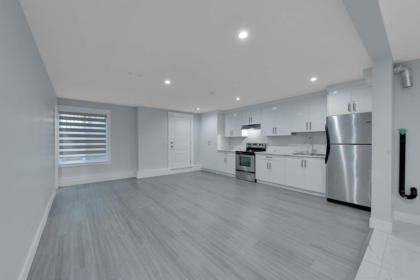 Swimming Pool Photo of 16945 60 Avenue, Surrey, BC