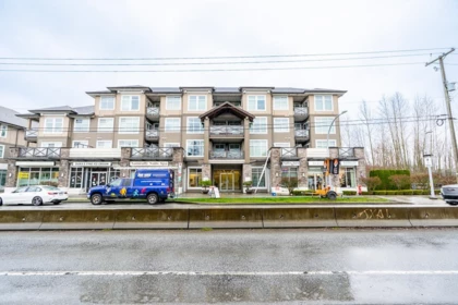 251 6758 188 Street, Surrey, BC, Surrey — Apartment/Condo for sale