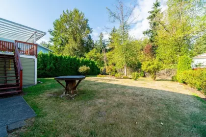 Basement Recreation Room Photo of 8839 156a Street, Surrey, BC