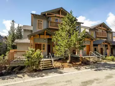 17 2301 Taluswood Place, Whistler, BC, Whistler — Townhouse for sale