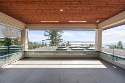 Entry Foyer Photo of 3185 Benbow Road, West Vancouver, BC
