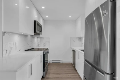 7 4300 Thompson Road, Richmond, BC, Richmond — Townhouse for sale