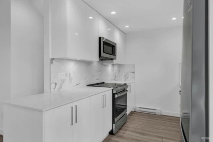 7 4300 Thompson Road, Richmond, BC, Richmond — Townhouse for sale