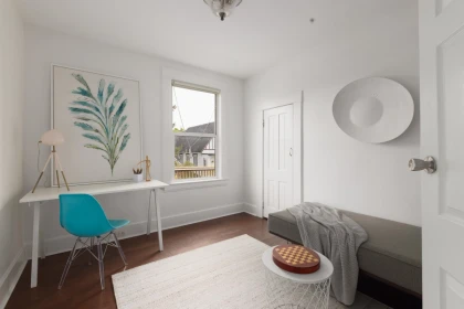 Entry Foyer Photo of 925 E 19th Avenue, Vancouver, BC